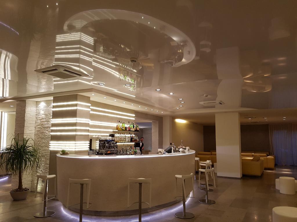 Hotel Sorriso Milano Marittima Buitenkant foto