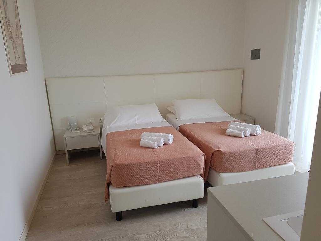Hotel Sorriso Milano Marittima Buitenkant foto
