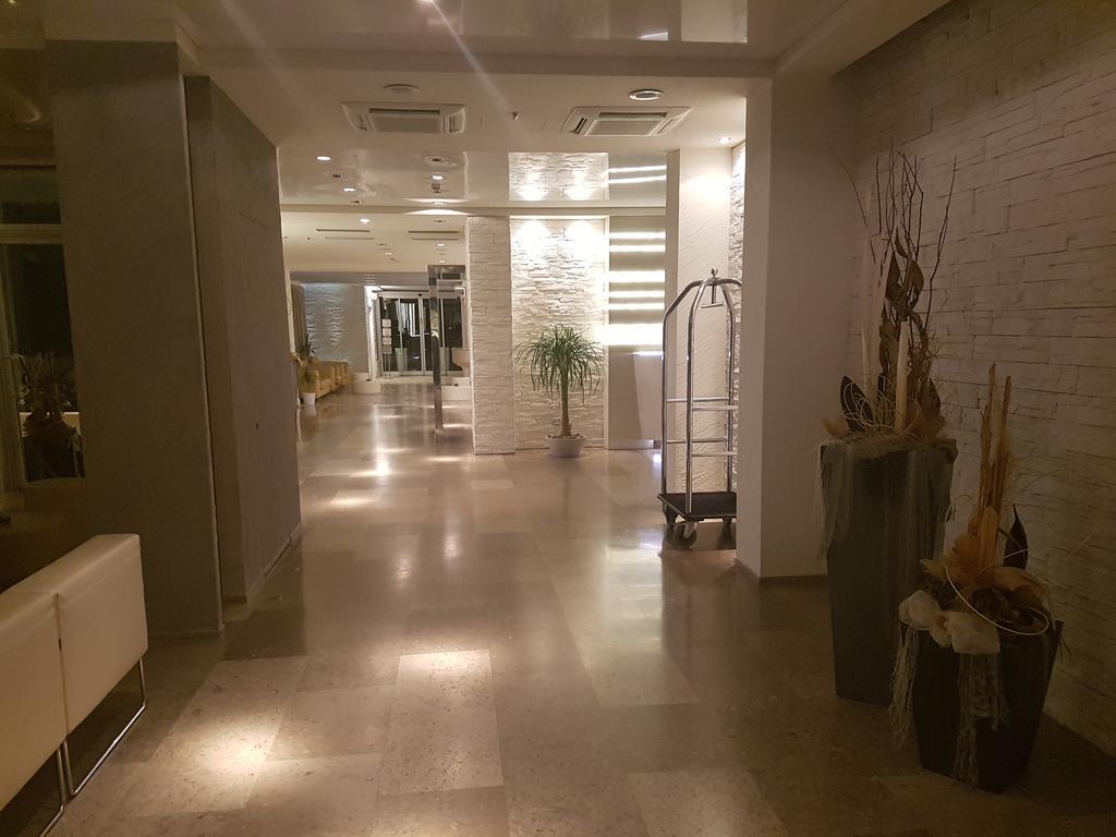 Hotel Sorriso Milano Marittima Buitenkant foto