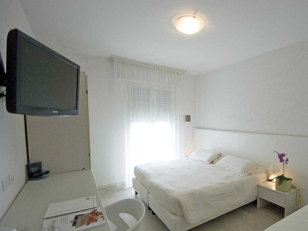 Hotel Sorriso Milano Marittima Buitenkant foto