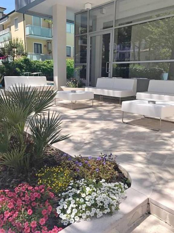 Hotel Sorriso Milano Marittima Buitenkant foto