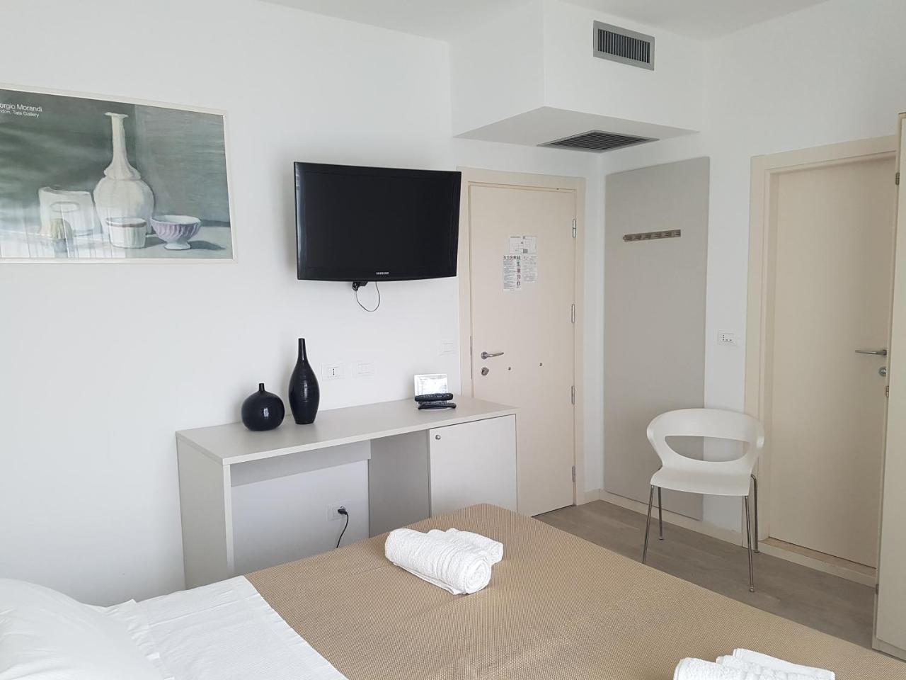 Hotel Sorriso Milano Marittima Buitenkant foto